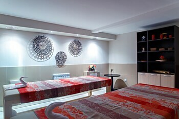 Red Village Hotel