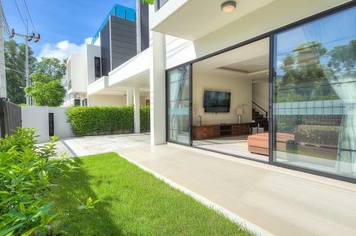 Villa Andy With Pool And 800 M Away From Beach