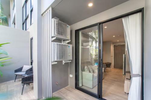 1 Bdr Pool Access Apartment Bangtao #103