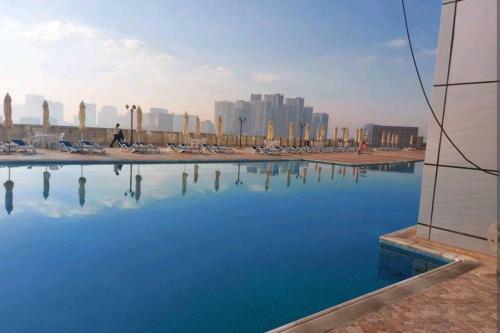 2 Bedroom Luxury Beach Apartment With Full Seaview