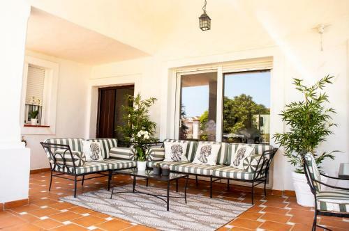 Villa Bendex Estepona Costa Del Sol