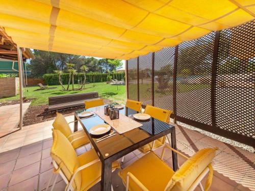 Casa Rustica Con Piscina En Girona
