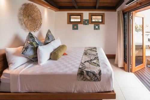 Hotel Koro Sun Resort & Rainforest Spa