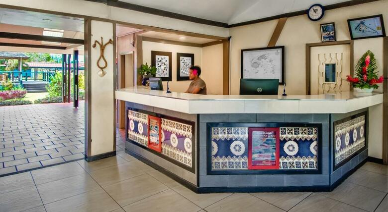 Tanoa Skylodge Hotel