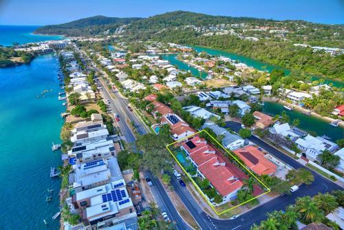 Aparthotel Noosa Parade Holiday Inn