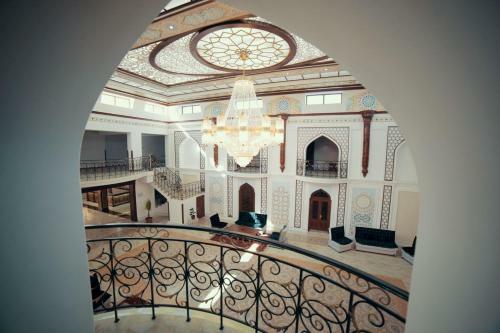 Erkin Palace Hotel