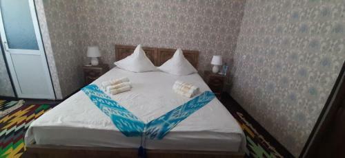 Hostal Guest House Art Postindoz