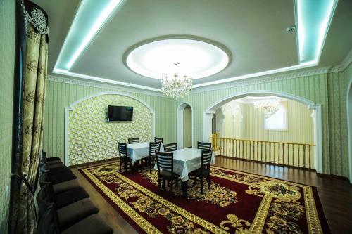 Muhtasham Hotel