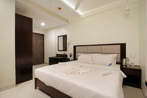 Hotel The Skycourt - An Hospitality Solutions