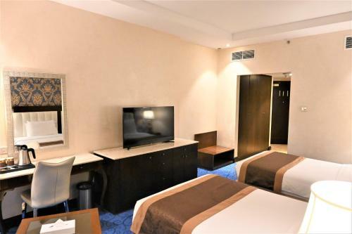 Crystal Plaza Al Majaz Hotel