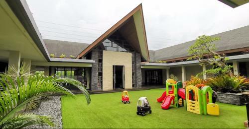 Vimala Hills Villa 3 Bedrooms
