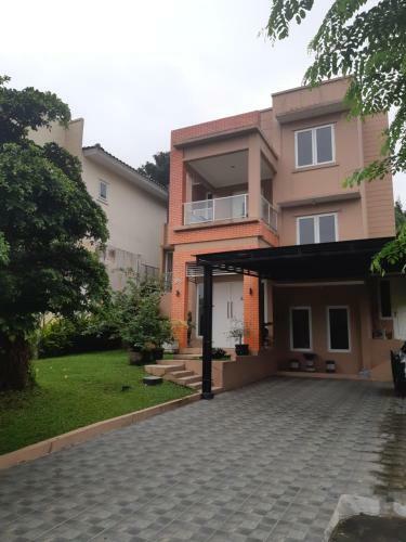 Villa Rumah Kono