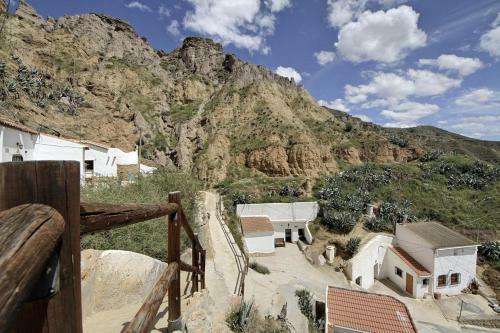 Cueva Solano