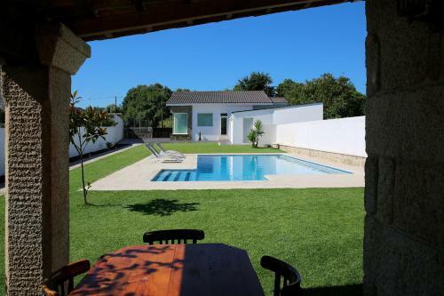 Casa Rural Con Piscina Vi�a de Millan