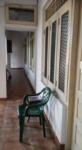 Hostal Hotel 100