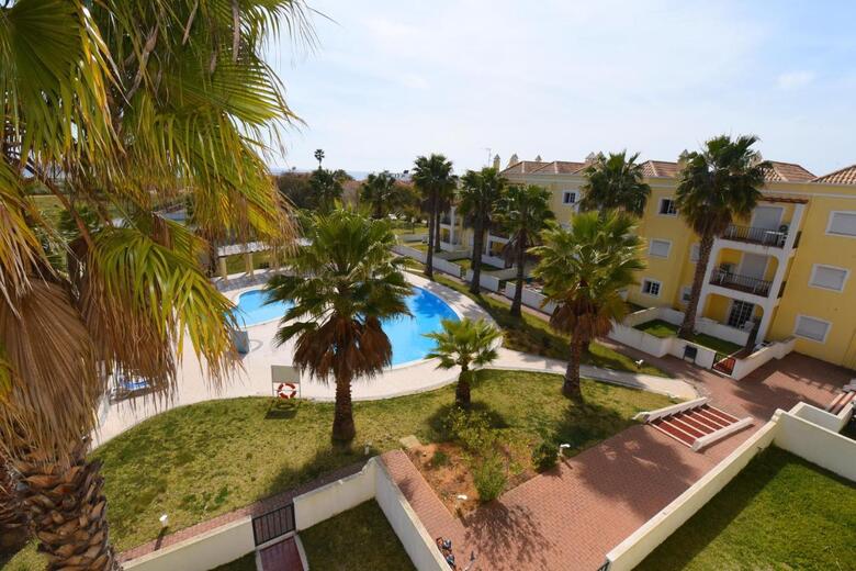 Aparthotel Praia Da Lota Beachfront Resort - Hotel & Apartments