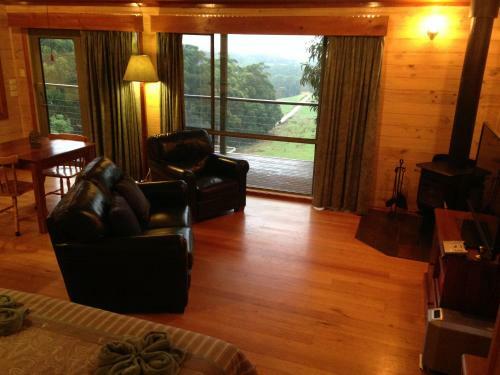 Lodge Southern Anchorage Retreat
