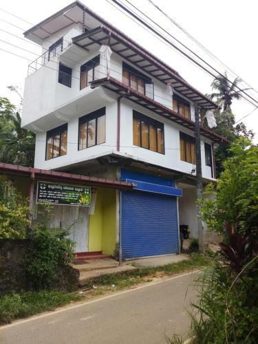 Abeyrathna Home Stay