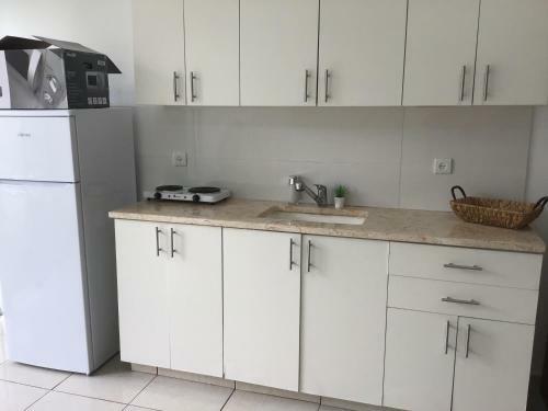 Yitshak Sadeh St. Apartment