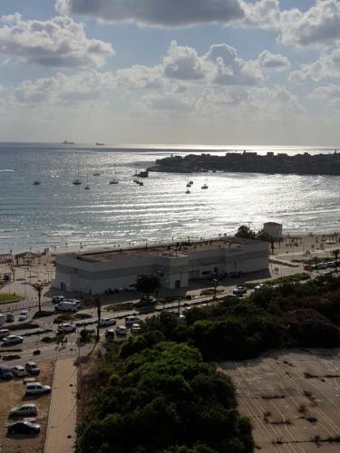 Acre Sea View 11th Floor Apartment