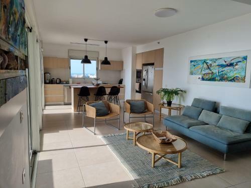 Apartamento Beachfront Gallery