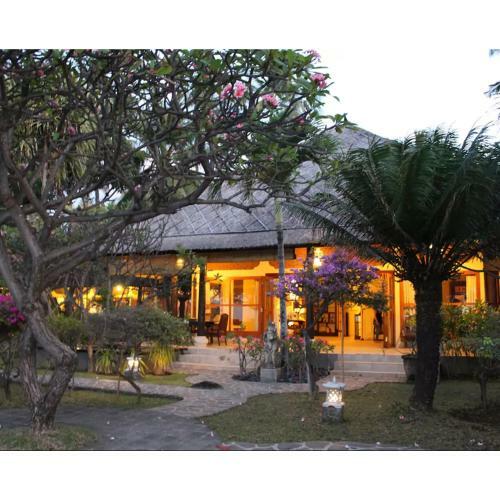 The Ning Beach Front Villa