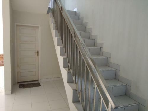Hostal Mandi Angin "syariah" Homestay