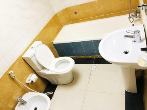 Oyo 122 Majestic Hotel