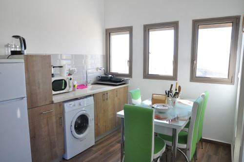 Vastu Dead Sea Apartment