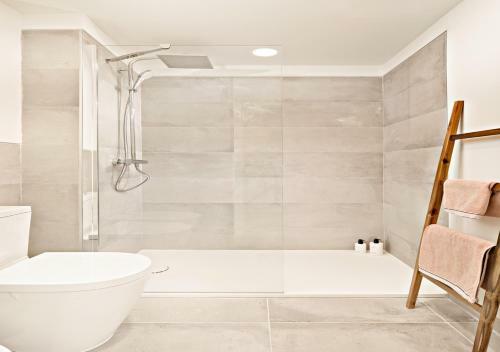 Apartamento Ellena Luxe Woning Loopafstand Van Het Strand!