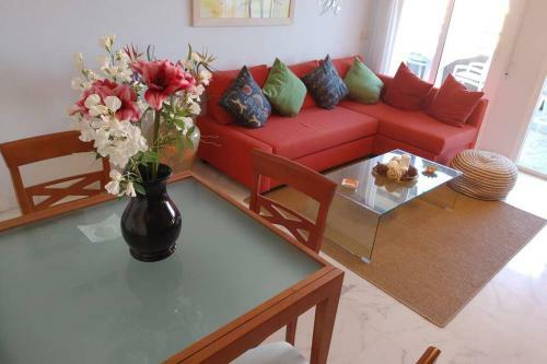 Apartamento En Urbanizaci�n Primera L�nea de Playa