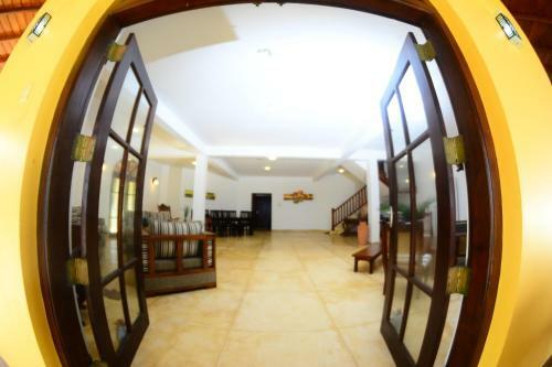 Hostal Sandy's Villa Hiriketiya