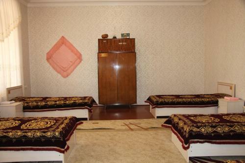 Hostal Yokub Guest House