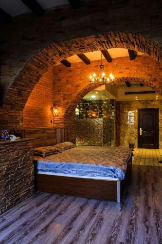 Austin Hot Spring Resort