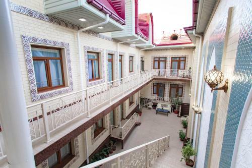 Bed & Breakfast Registon Saroy Hotel