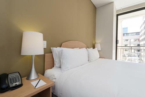 Aparthotel All Suites Perth - By 8hotels