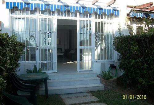 Lovely Townhouse Next To The Beach