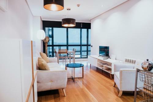 Apartamento Primera L�nea Playa+parking Gratis