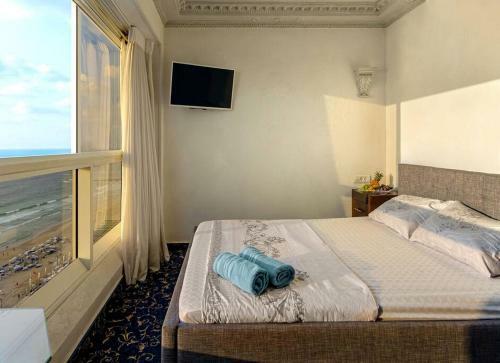 Royal Beach Apartments