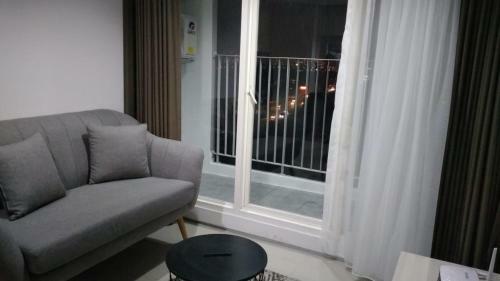 Modern 2 Br Apartment At Intermark Bsd