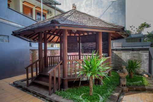 Villa Bsd City By Reqhome