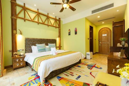Dinoman Club Hotel