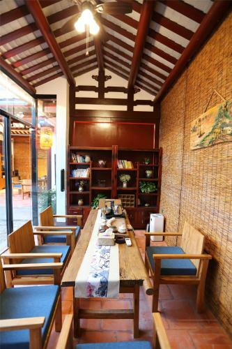 Hostal Yingbin Inn