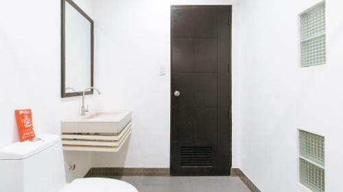 Reddoorz @ El Highway Hotel Bulacan