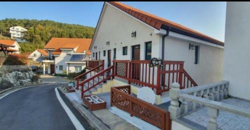 Namhae Manheim Pension