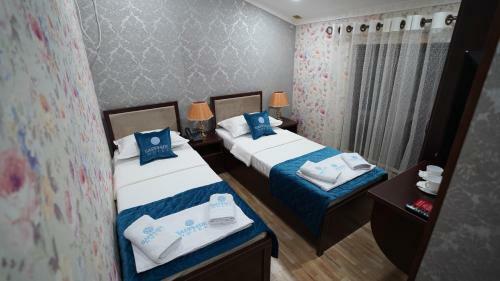 Sapphire Hotel