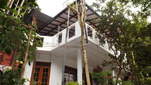 Hostal New Toropi Homestay