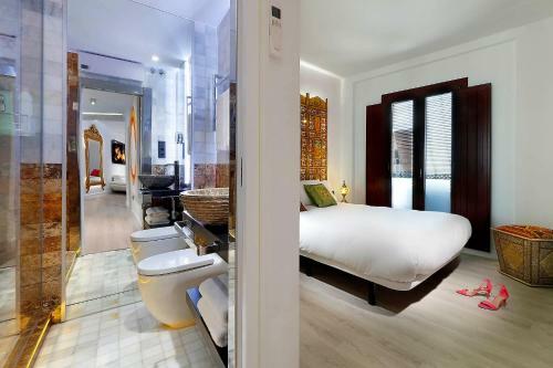 Art Chapiz Apartments