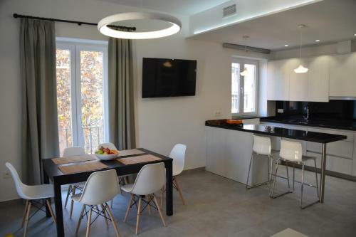 Luminoso Y Moderno Apartamento En El Centro