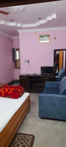 Hotel Rajmahal